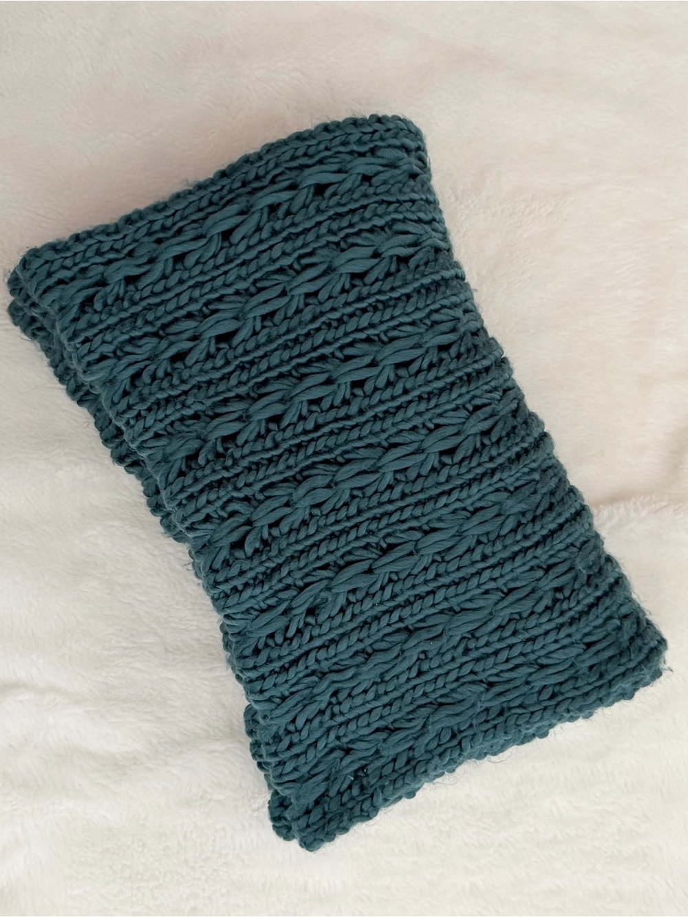 Nordstrom BP Brass Plum Chunky Cable Knit Infinity Circle Scarf - Teal